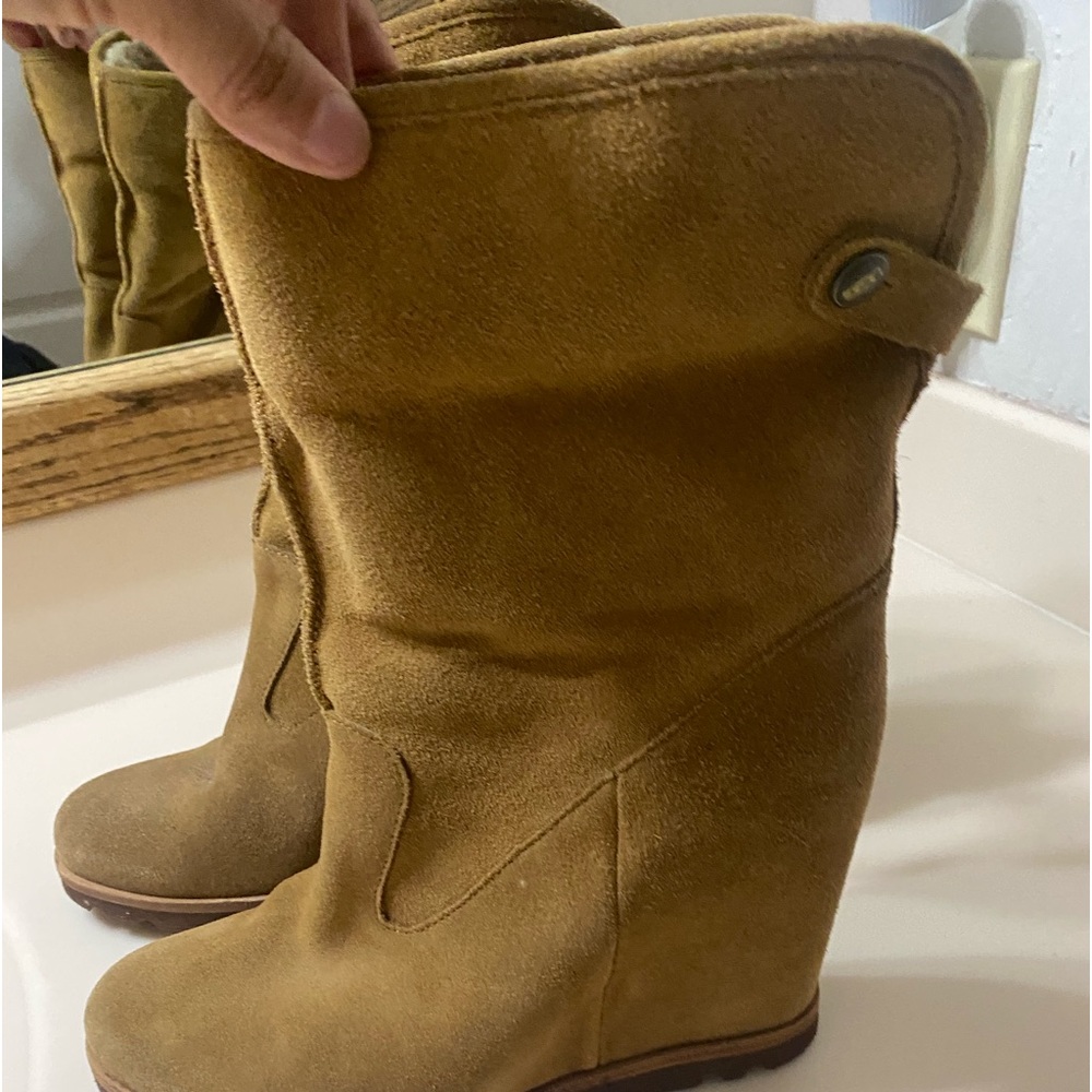 UGG CLASSIC FEMME BOOTS